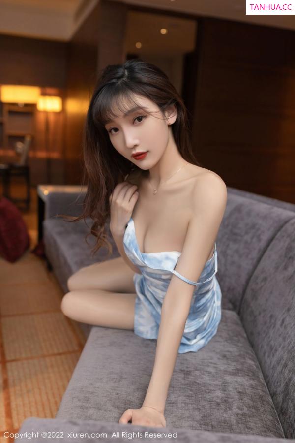 陆萱萱  [XiuRen]高清写真图 2022.04.21 No.4905 陆萱萱第9张图片